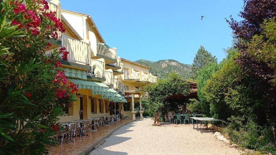 Hotel Sous L'Olivier Buis-les-Baronnies Exterior foto