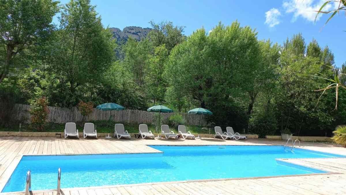 Hotel Sous L'Olivier Buis-les-Baronnies Exterior foto